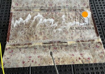 شطف السجاد بالماء لإزالة محلول التنظيف لافضل مقدم خدمة غسيل سجاد راس الخيمة