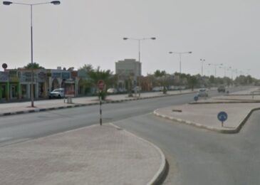 صورة توضح معالم منطقة الراوية مع مظهرها العمراني والهدوء الذي يميزها