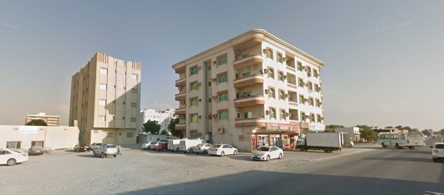 صورة لحي القصيدات توضح ملامح الحي السكني والمعالم المحيطة به.